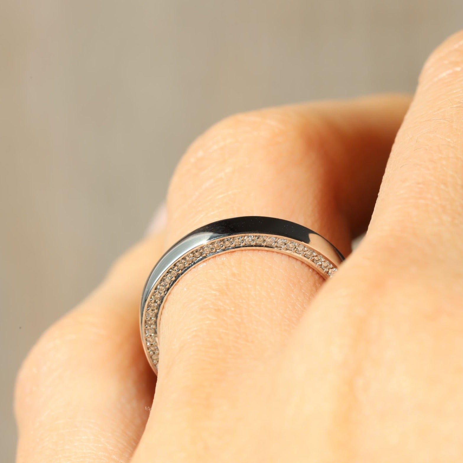 DIAMOND EDGE ETERNITY RING