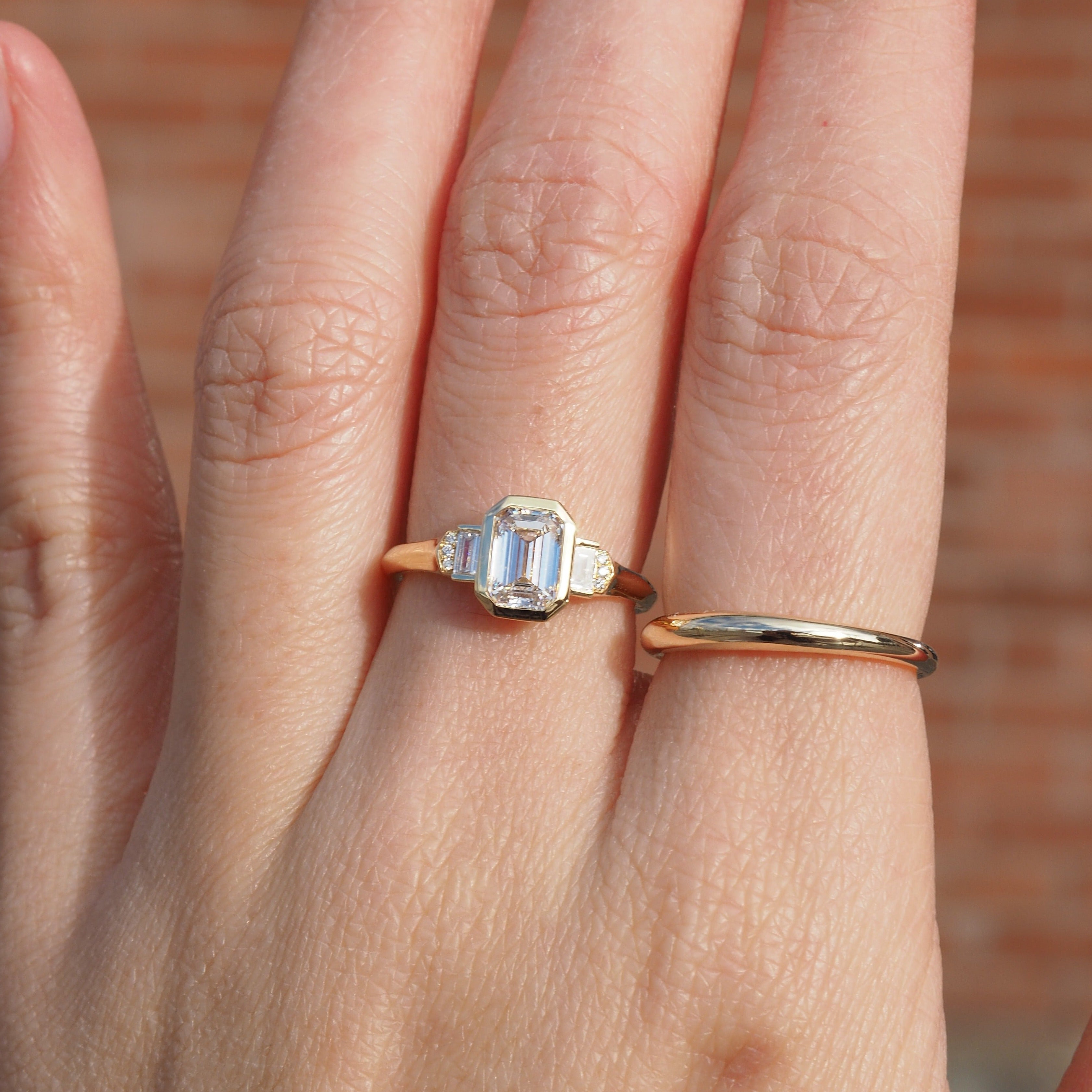 LUCIA ENGAGEMENT RING  LAB GROWN 1 CT.