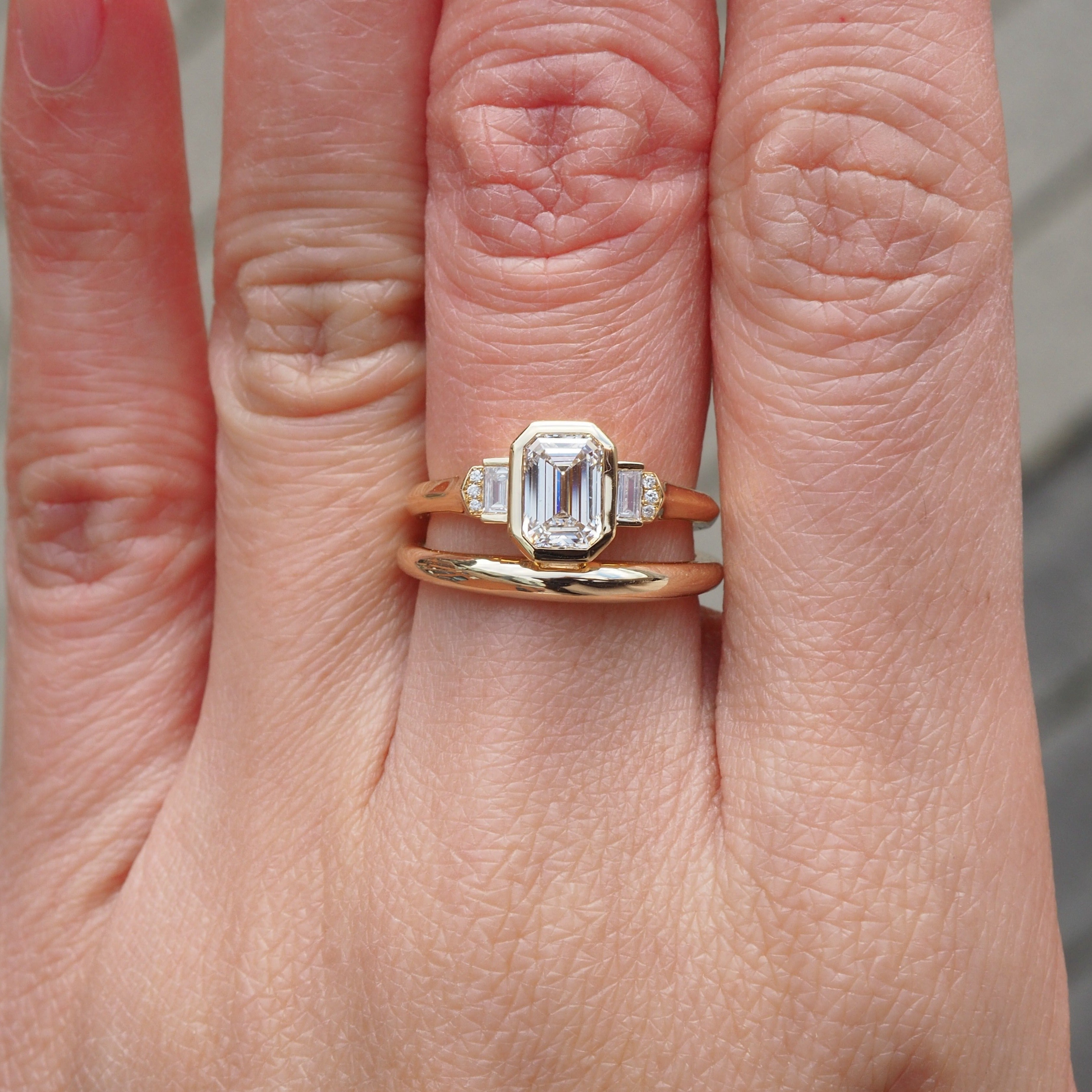 LUCIA ENGAGEMENT RING  LAB GROWN 1 CT.